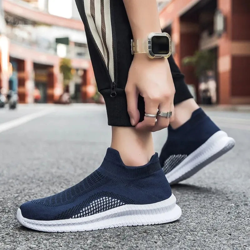New Sneakers Men Running Shoes Breathable Outdoor Sports Lightweight Sneakers for Men Comfortable Athletic Training Men Shoes