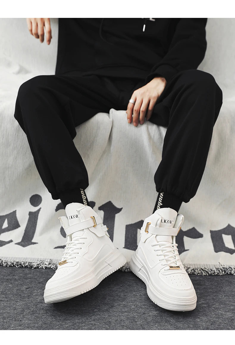 Men's High-top Sneakers Are Fashionable and Versatile.Thick-soled Casual Shoes Are Light, Trendy and Comfortable. White Sneakers