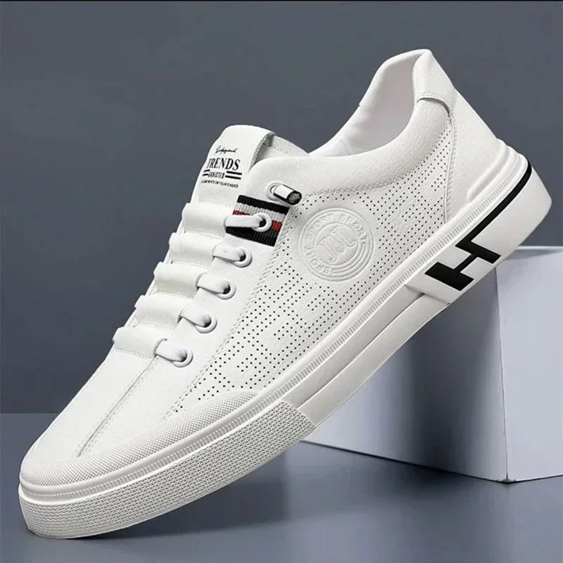 Designer Male Sneakers Trend Sports Shoes for Men White Moccasins Breathable Slip on Men Flats Casual Leather Vulcanized Shoes