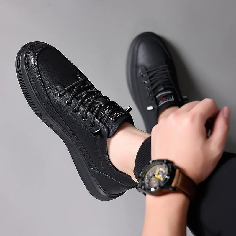 Men's Shoes 2026 New Solid Color Sneakers Spring Autumn Shoes for Men Fashion Leather Casual Shoes Male Black Designer Sneakers