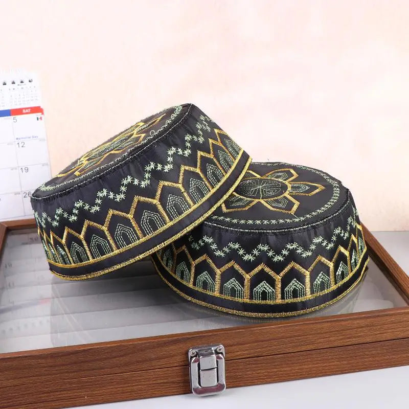 Cotton Polyester Muslim Men Prayer Hat Saudi Embroidery Cap Leisure Breathable Comfortable Fit for Mosque Events