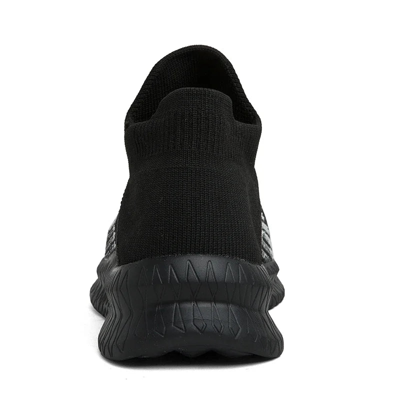 New Sneakers Men Running Shoes Breathable Outdoor Sports Lightweight Sneakers for Men Comfortable Athletic Training Men Shoes