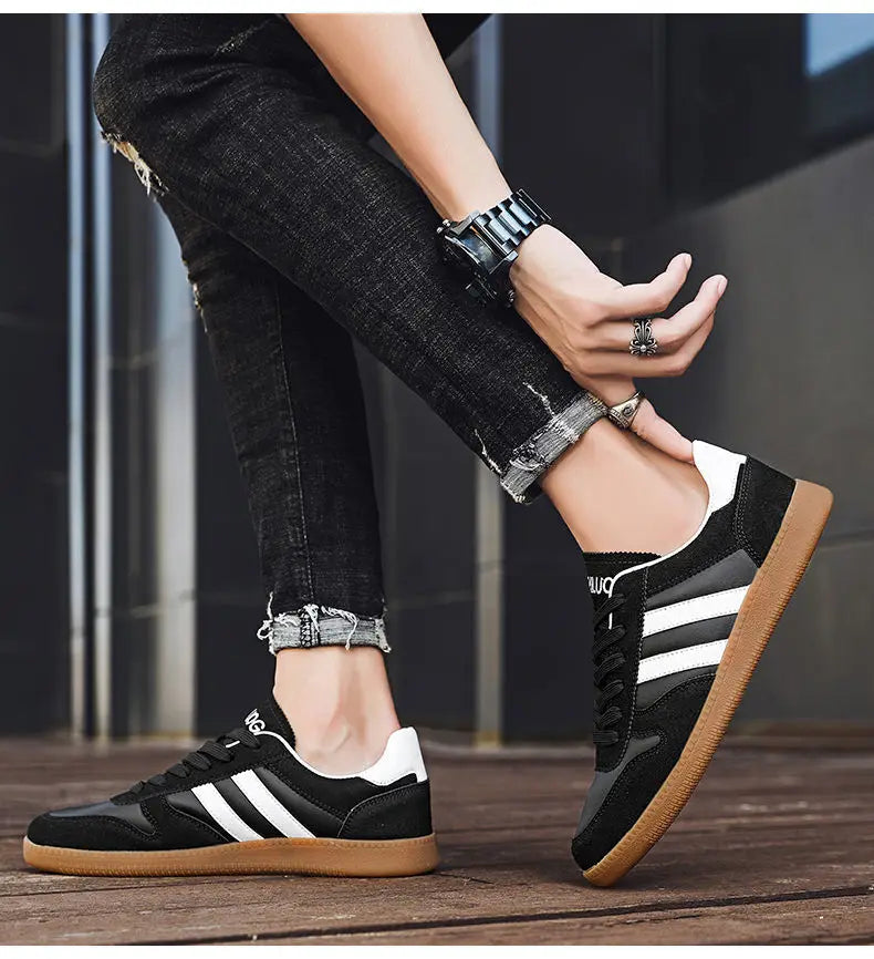 Men's Sneakers Trendy Spring Breathable Fashionable Board Shoes Thick Bottom Versatile Soft Bottom Casual Sneakers