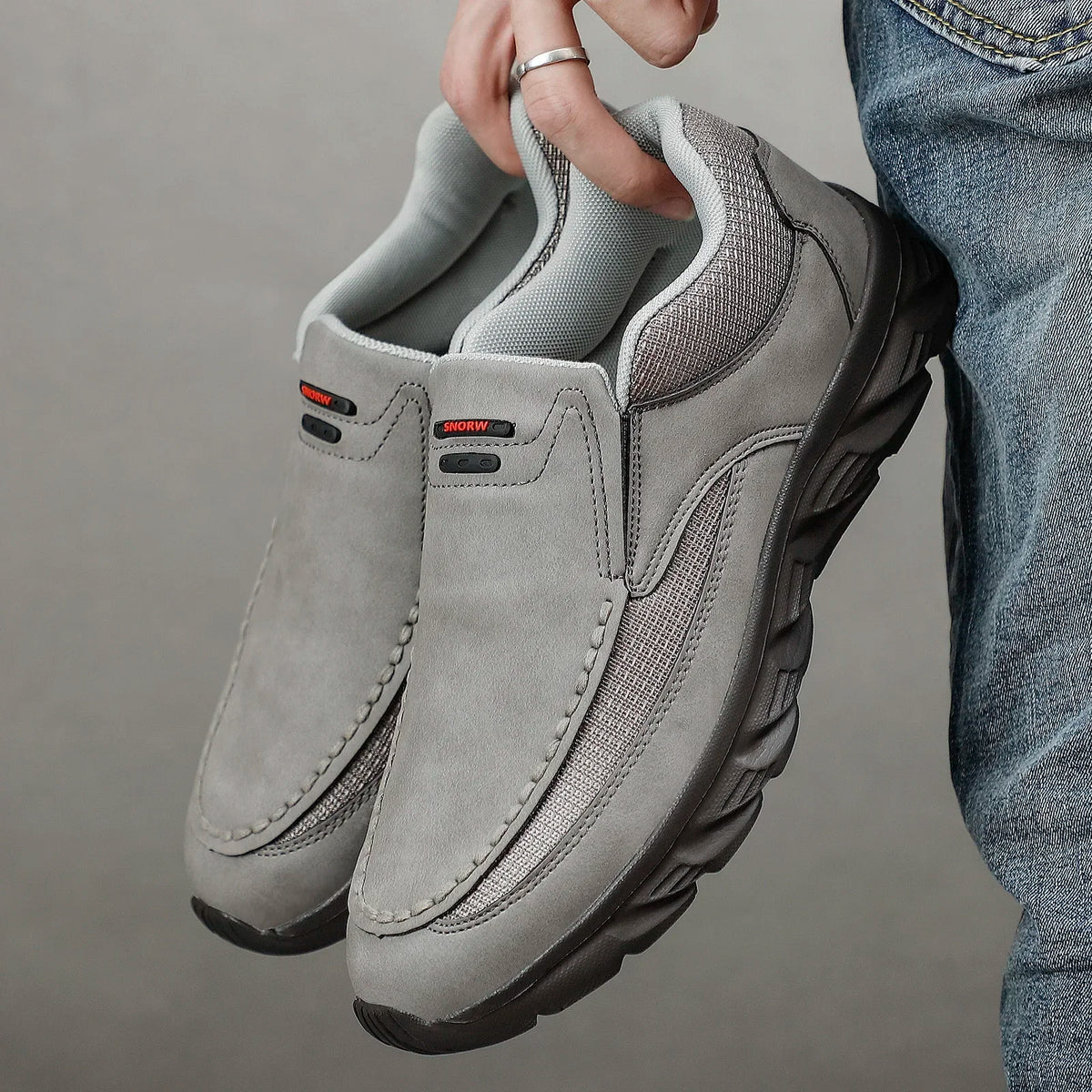 Men Sneakers Light Loafers Slip on Casual Shoes for Men Comfortable Walking Luxury Brand Male Business Shoe Driving Shoes