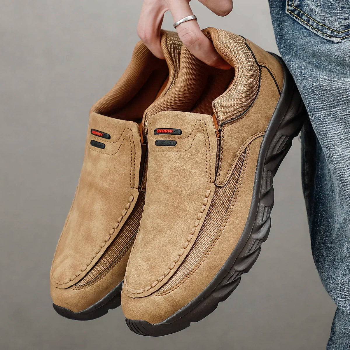 Men Sneakers Light Loafers Slip on Casual Shoes for Men Comfortable Walking Luxury Brand Male Business Shoe Driving Shoes