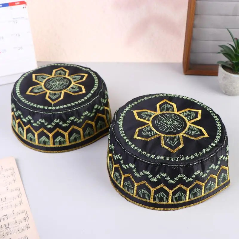 Cotton Polyester Muslim Men Prayer Hat Saudi Embroidery Cap Leisure Breathable Comfortable Fit for Mosque Events