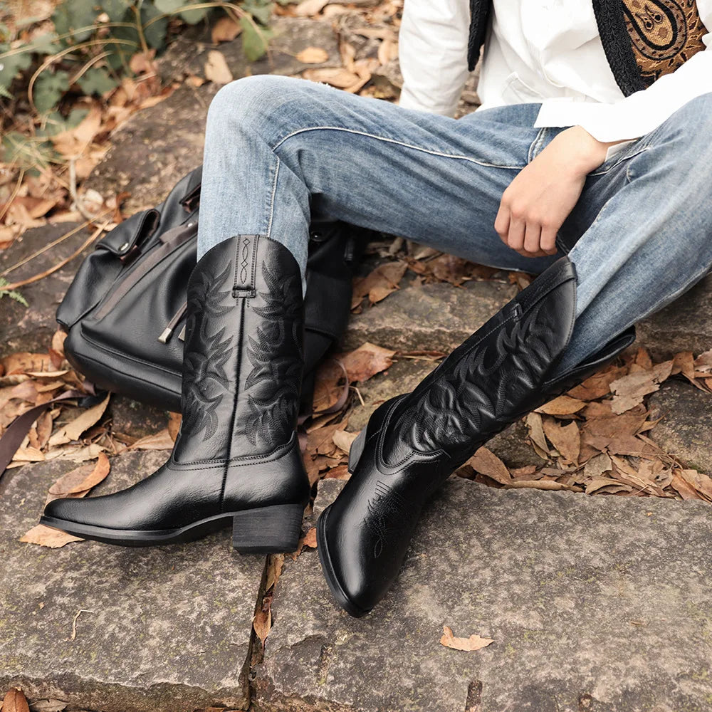Men Boot 2025 Mid Calf Western Cowboy Motorcycle Boots Male Autumn Outdoor PU Leather Totem Med Heel Fashion Designed Men Boots