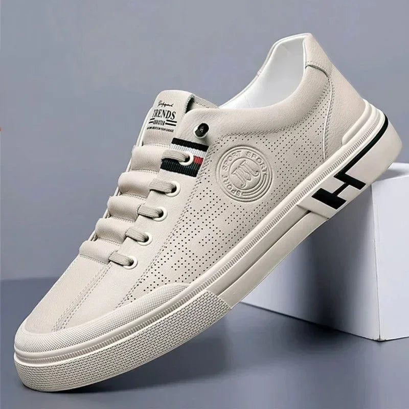 Designer Male Sneakers Trend Sports Shoes for Men White Moccasins Breathable Slip on Men Flats Casual Leather Vulcanized Shoes