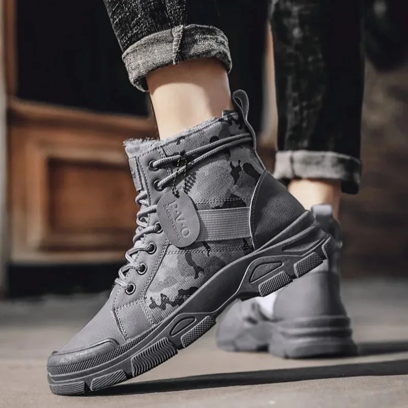 Men's Shoes Camouflage High Top Work Boots New Comfortable Sneakers Men Outdoor Hiking Shoes Men Non-Slip Lace-Up Platform Boots