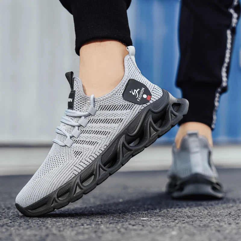 Men’s Sneakers Comfortable Breathable Platform Shoes Summer Man Running Shoes Breathable Comfortable Fashion Walking Sneakers